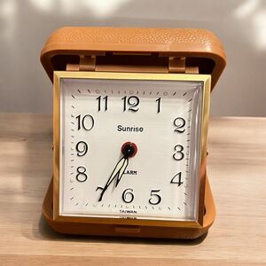Vintage Estate Travel Folding Sunrise Alarm Clock Model 101-5 Tested Working
